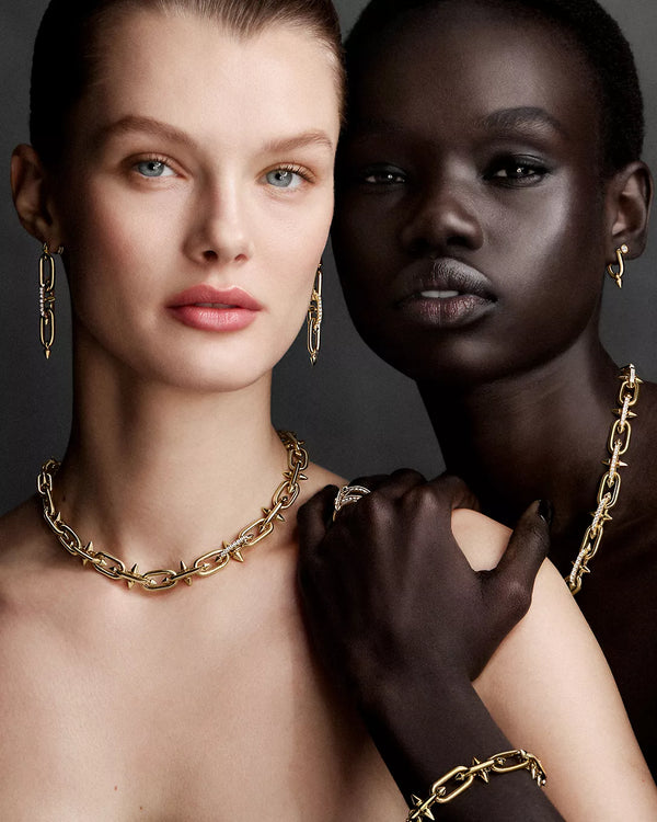 Titan Medium Earrings in Gold with Diamonds